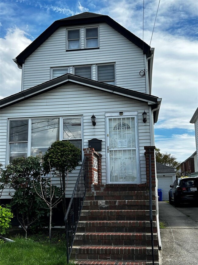 Building Photo - 169-10 77th Rd