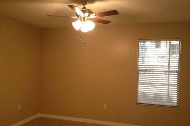 Bedroom - 629 Dory Ln Unit 104