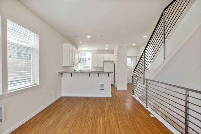 Photo - 3027 21st Ave W Unit 3025A