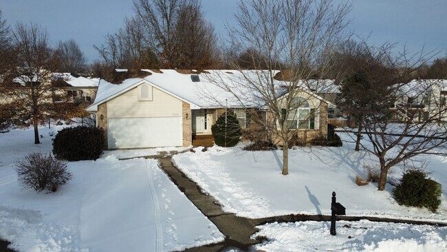 Building Photo - Charming Home in a Prime Columbia Location