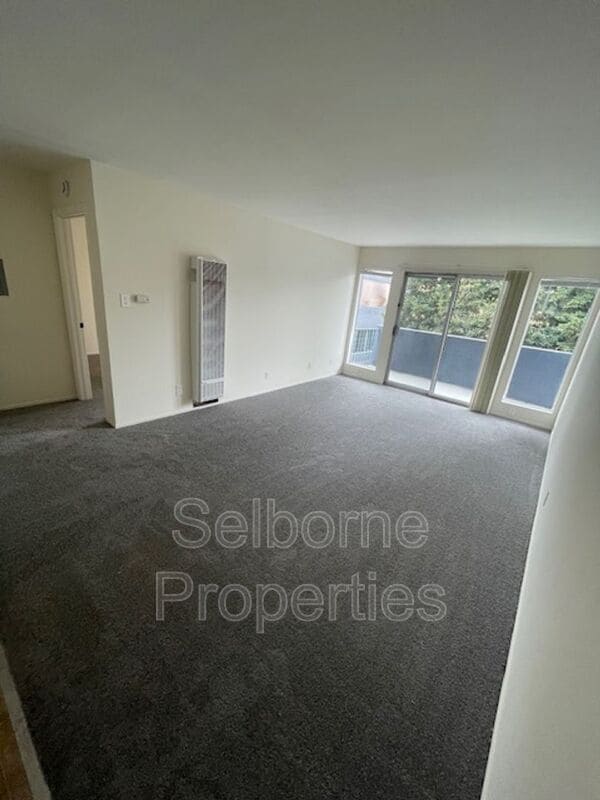 Photo - 407 Fairmount Ave