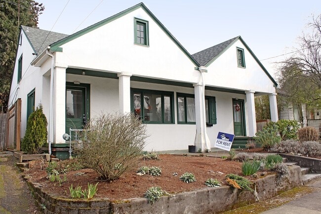 Photo - 3620-3628 NE 45th Ave Unit 3628