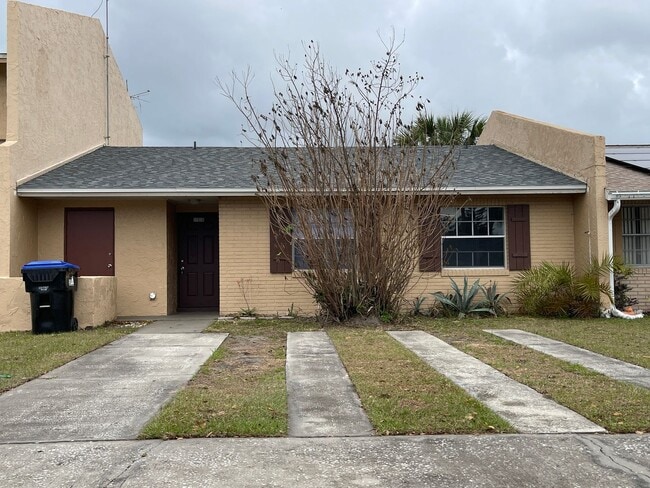Photo - Charming 3 Bedroom, 2 Bathroom Home in Orlando! Only 20 Minutes from Disney World!! Ready For mov...