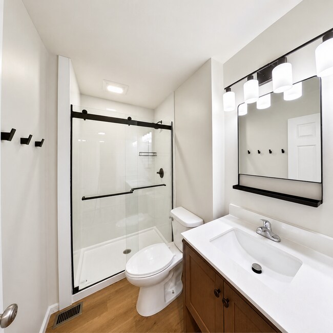 Photo - 2491 Sycamore Ln Unidad 1