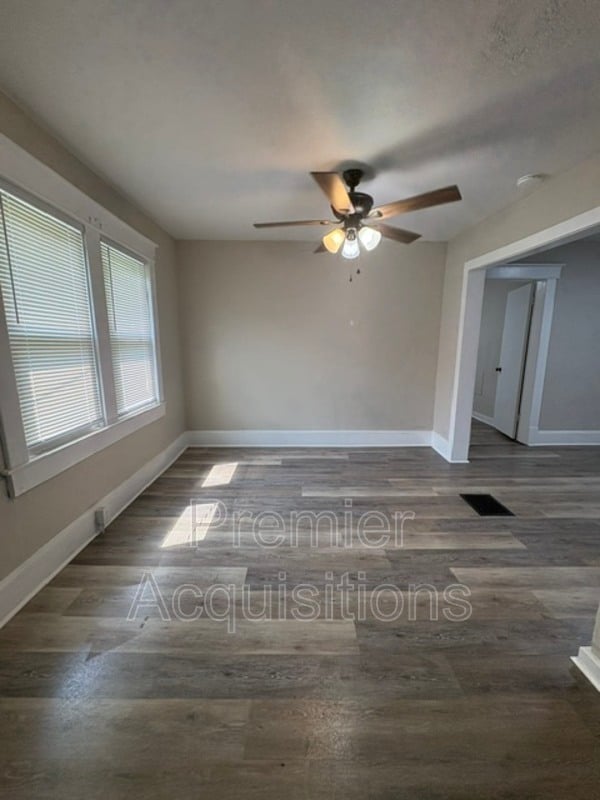 Photo - 3318 Fernwood Ave