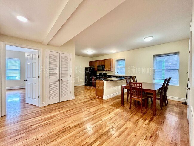 Photo - 716 Westgate Ave Unit Apt 3