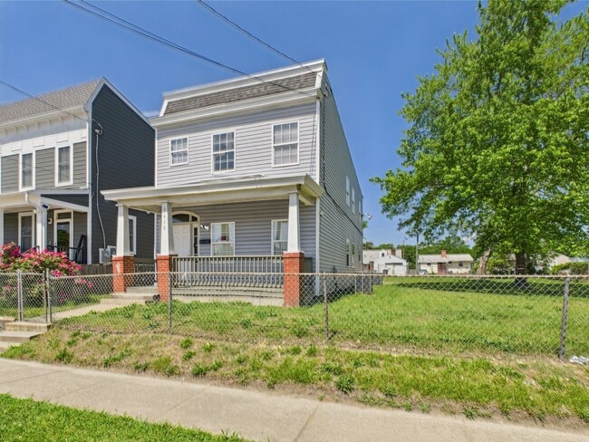 Building Photo - 1610 N 28th St Rental