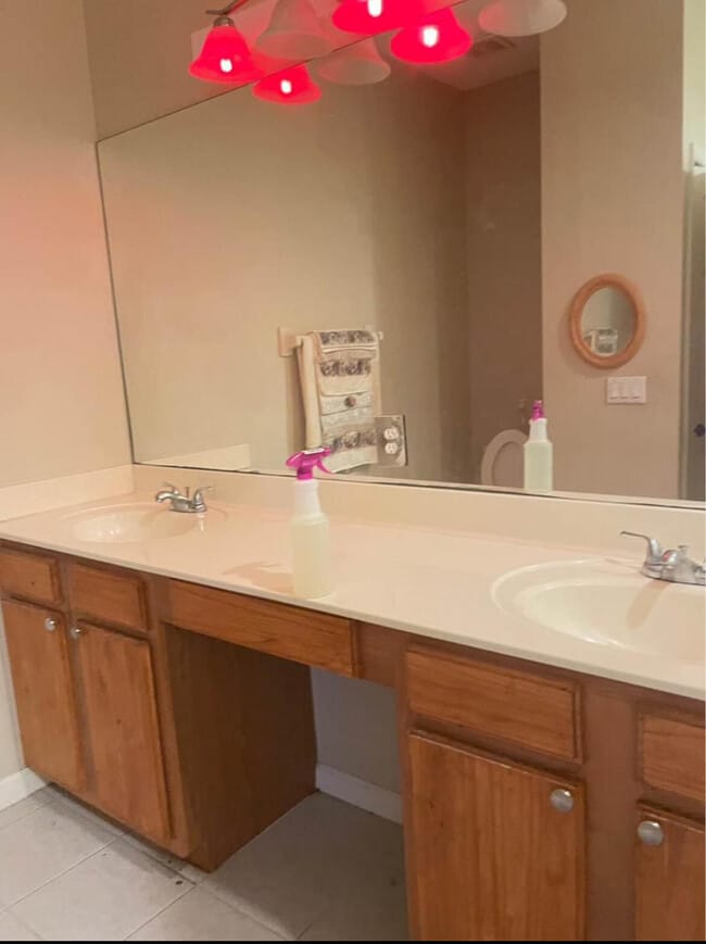 Photo - 730 NW Leonardo Cir