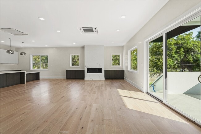 Photo - 4903 Braesvalley Dr