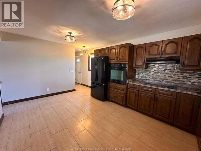 Photo - 1115 Morton Dr