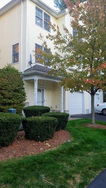 Building Photo - 270 Littleton Rd