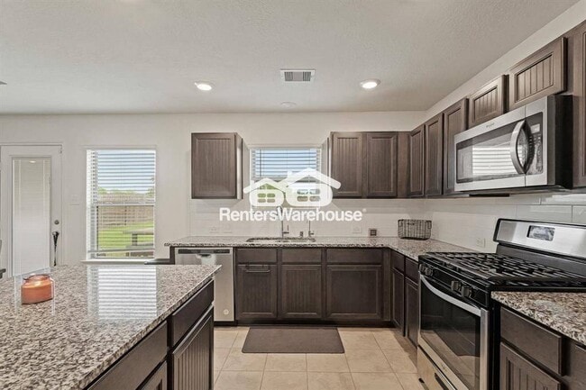 Photo - 4826 Hickory Deer Ln