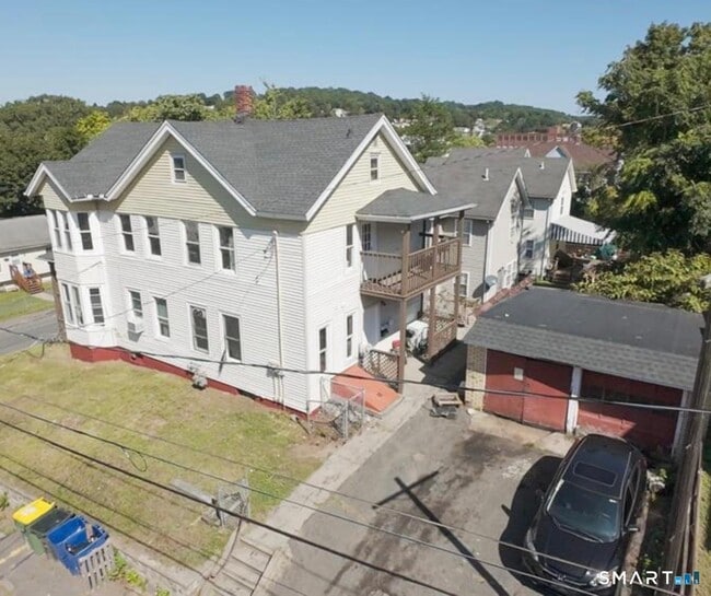 Building Photo - 250 Orange St