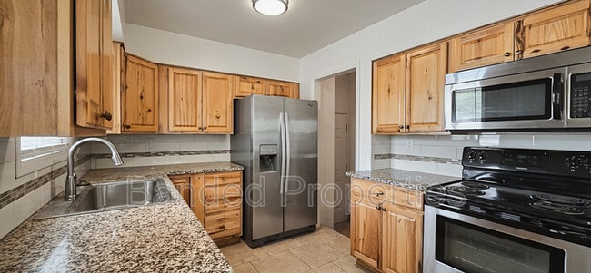 Photo - 3980 W Rosemary St