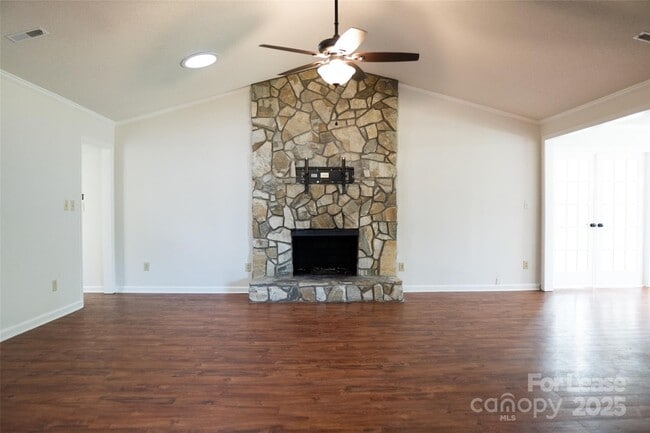 Photo - 500 Kirby Ln