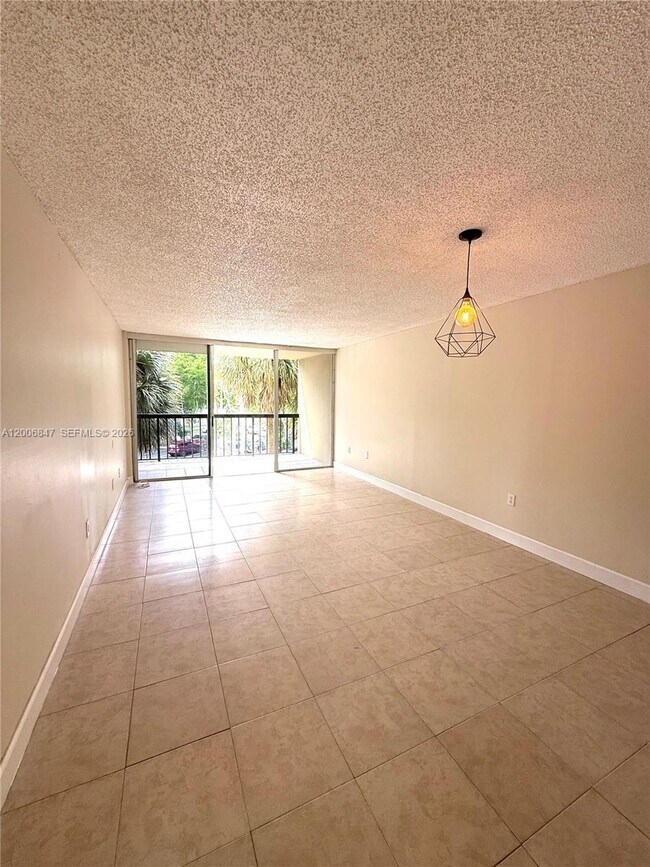 Photo - 10835 SW 112th Ave Unit 306