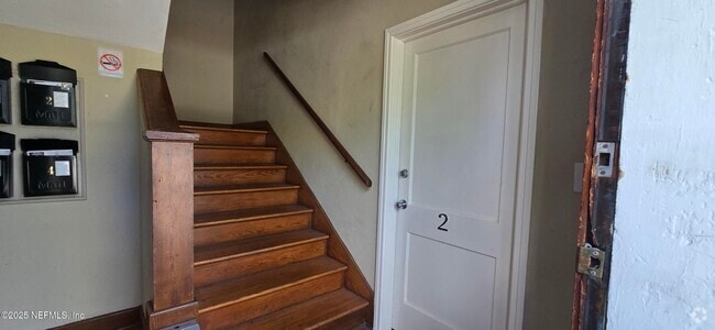 Building Photo - 1302 McDuff Ave S Rental