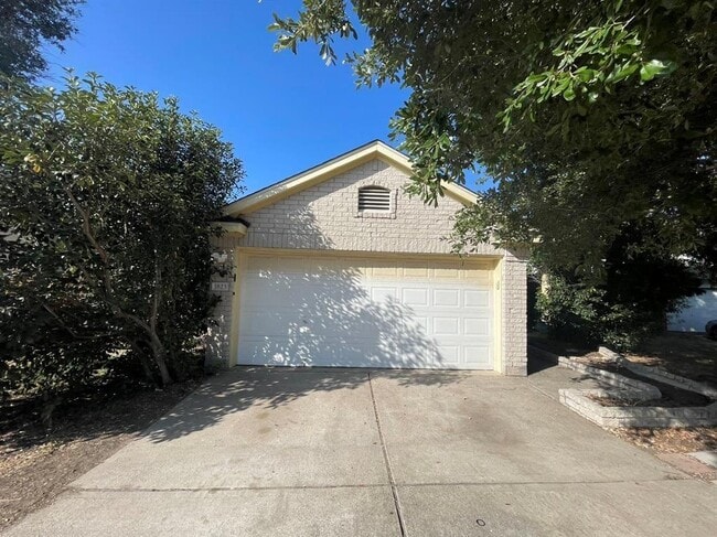 Building Photo - 1823 Barilla Mountain Trail