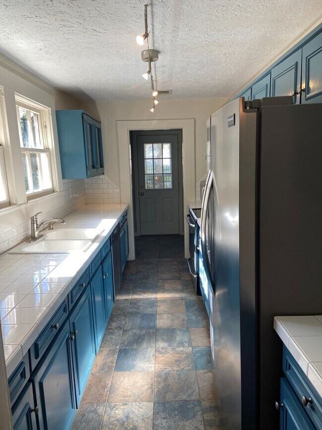 Lakebottom Area! Rental House Rental in Columbus, GA