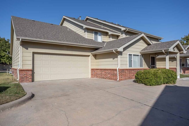 Photo - 333 S Tyler Rd Townhome
