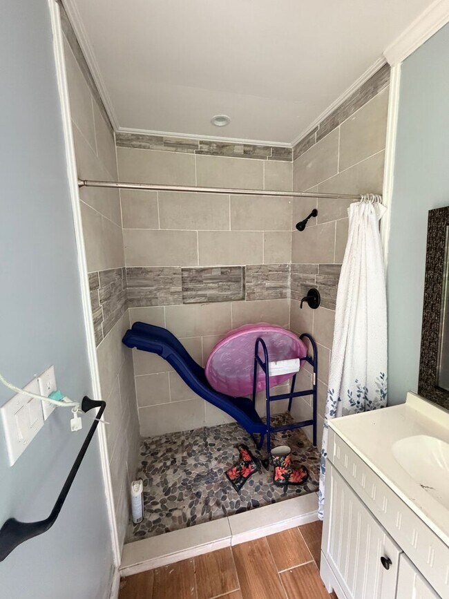 Photo - Gautier Property