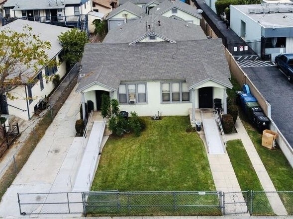 Photo - 1047 W Vernon Ave Unidad 1047.5