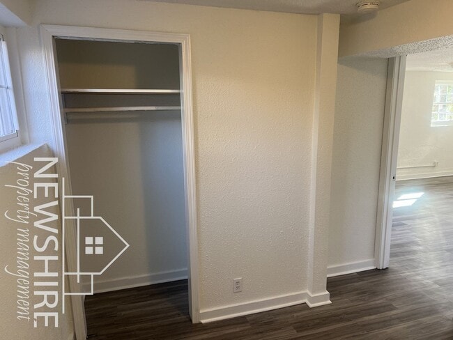 Photo - 212-B Wood St