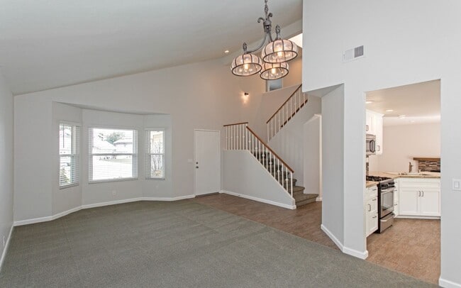 Photo - 5239 Wohlford St