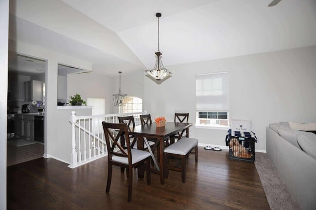 Photo - 1117 Draper Rd