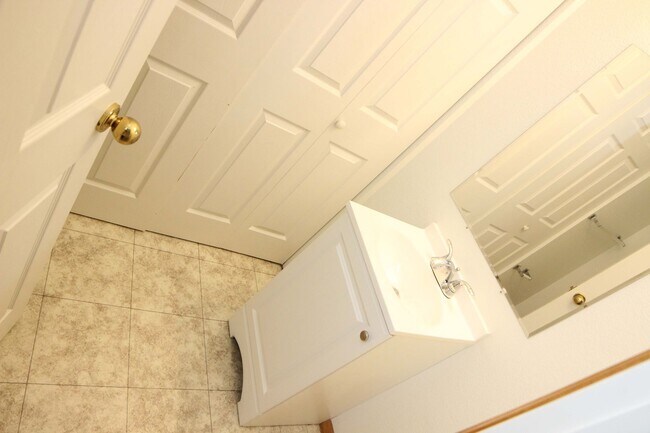 Photo - 3380 Saratoga St