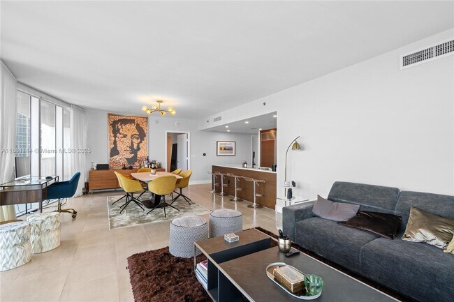 Photo - 465 Brickell Ave Unit 3201