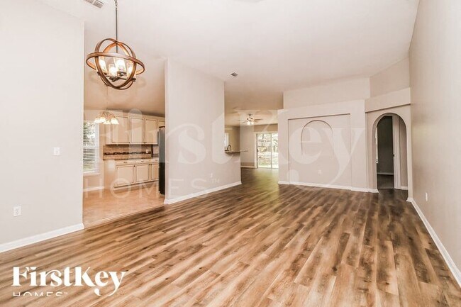 Photo - 1844 Doe Lake Ct