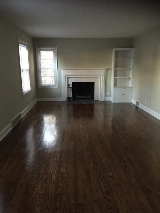 Photo - R980 - HENRIETTA Unit 982