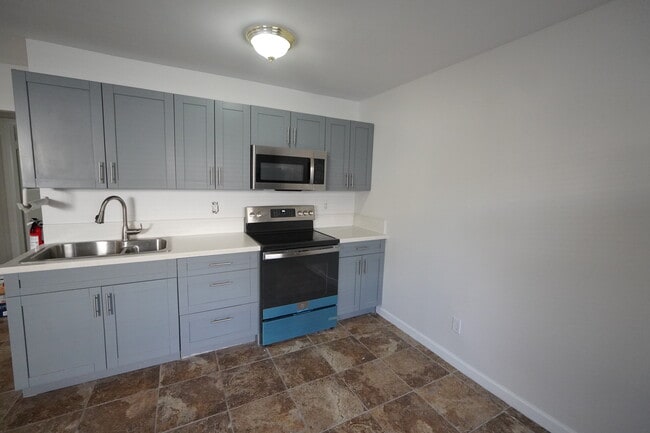 Photo - 1245 19th Ave N