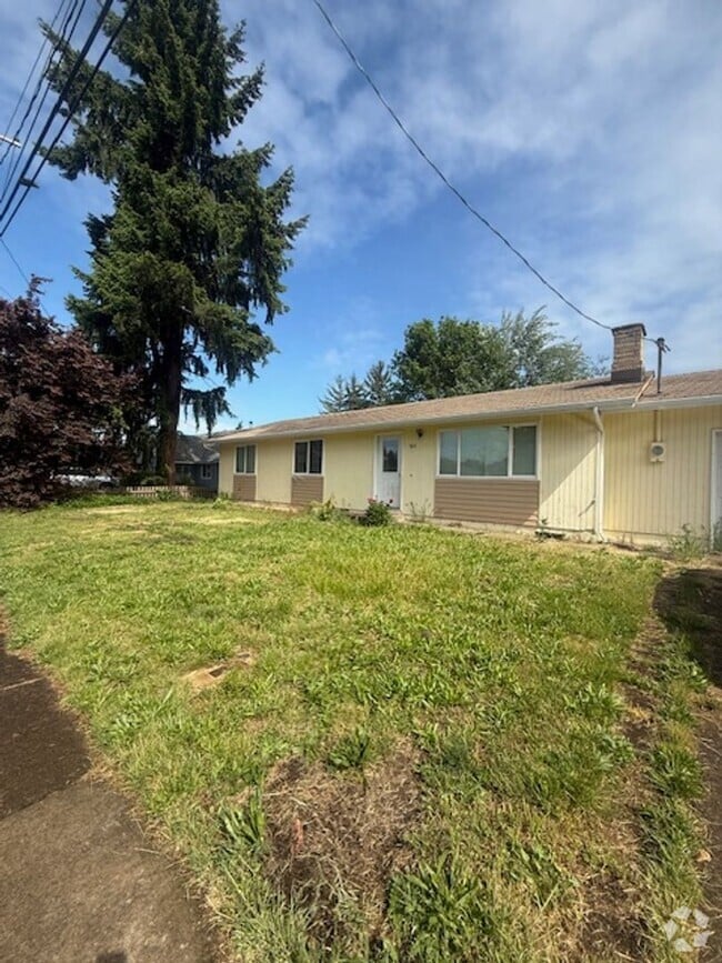 Building Photo - Bethel-Danebo Home