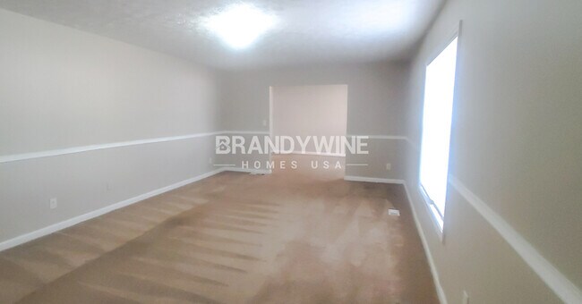 Photo - 112 Valerie Ct