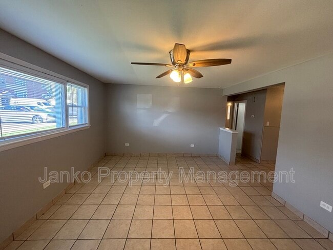 Photo - 2068 135th Pl Unidad 1