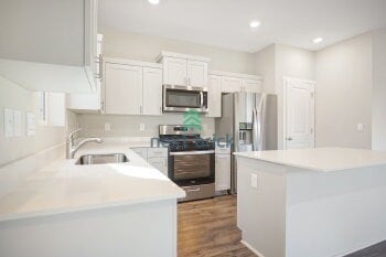 Photo - 4 Bed and 2.5 Bath Single-family Home Available for Rent!