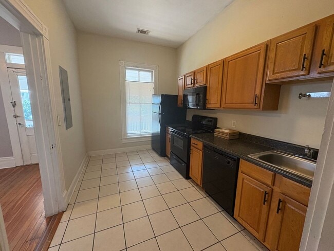 Photo - 479-U Spring St