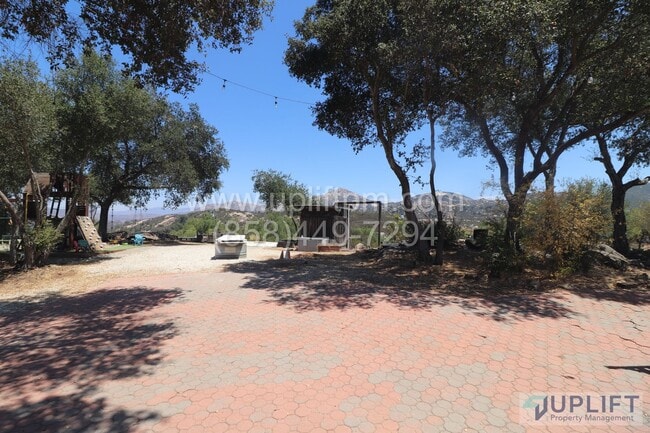 Photo - RV Space with VIEW and full hookups 50 amp...