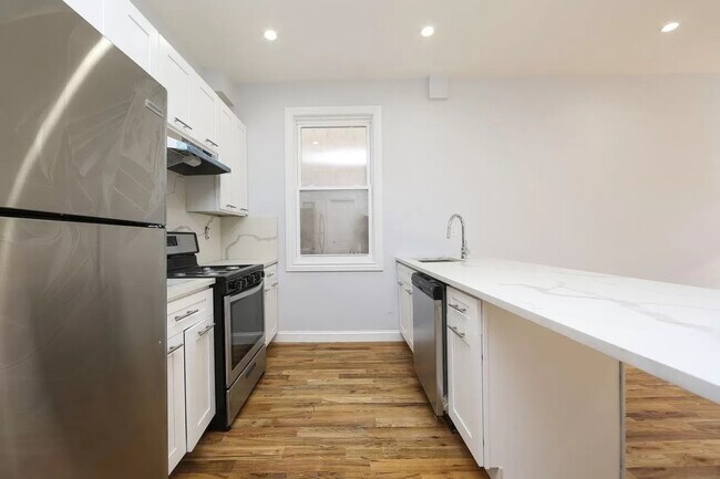 Photo - Royale at Highland Park