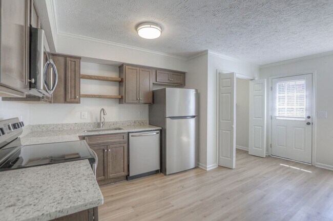 Photo - Renovated Home in Nashville near Nipper's Corner Unit 103