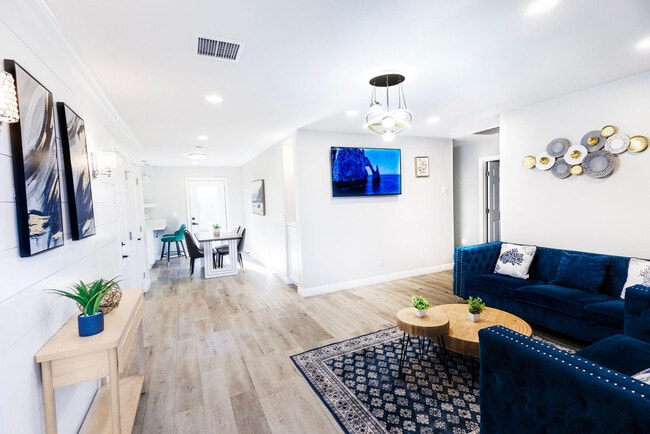 Photo - 451 E Lincoln Ave Unit ID1471795P