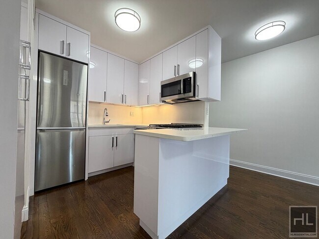 Photo - EAST 35 STREET Unidad 12DE