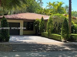 Building Photo - 1501 Lisbon St