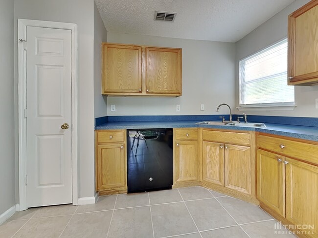 Photo - 1516 Irishwood Ct