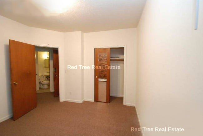 Photo - 70 S Huntington Ave Unidad 4