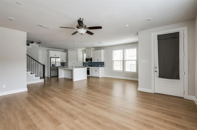 Photo - 1960 Sweetwater Ln Townhome