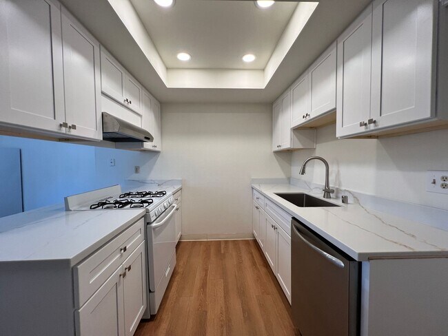 Photo - 205 Unidad B