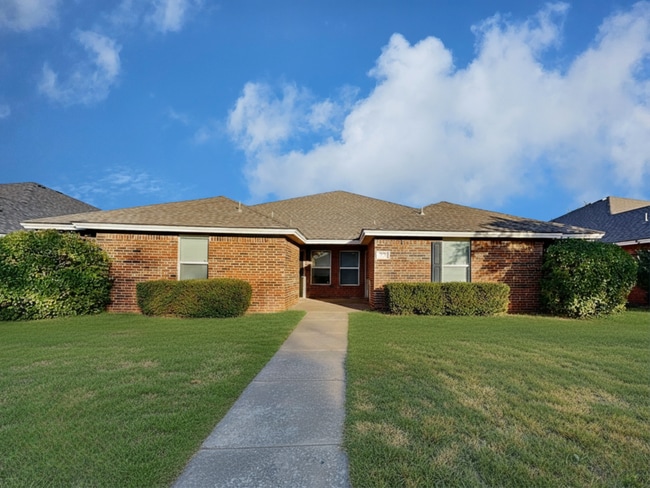 Photo - 526 N Brentwood Ave